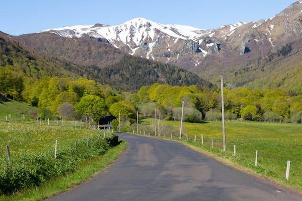 Passer une nuit dans une location insolite en Auvergne
